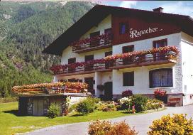 Haus im Sommer