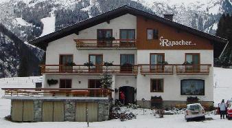 Haus Ranacher im Winter